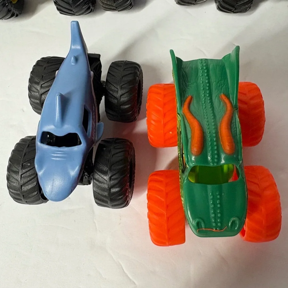 Hot Wheels Monster Jam Truck Lot Max-D Mega-Wrex El Toro Loco Ranger Rescue